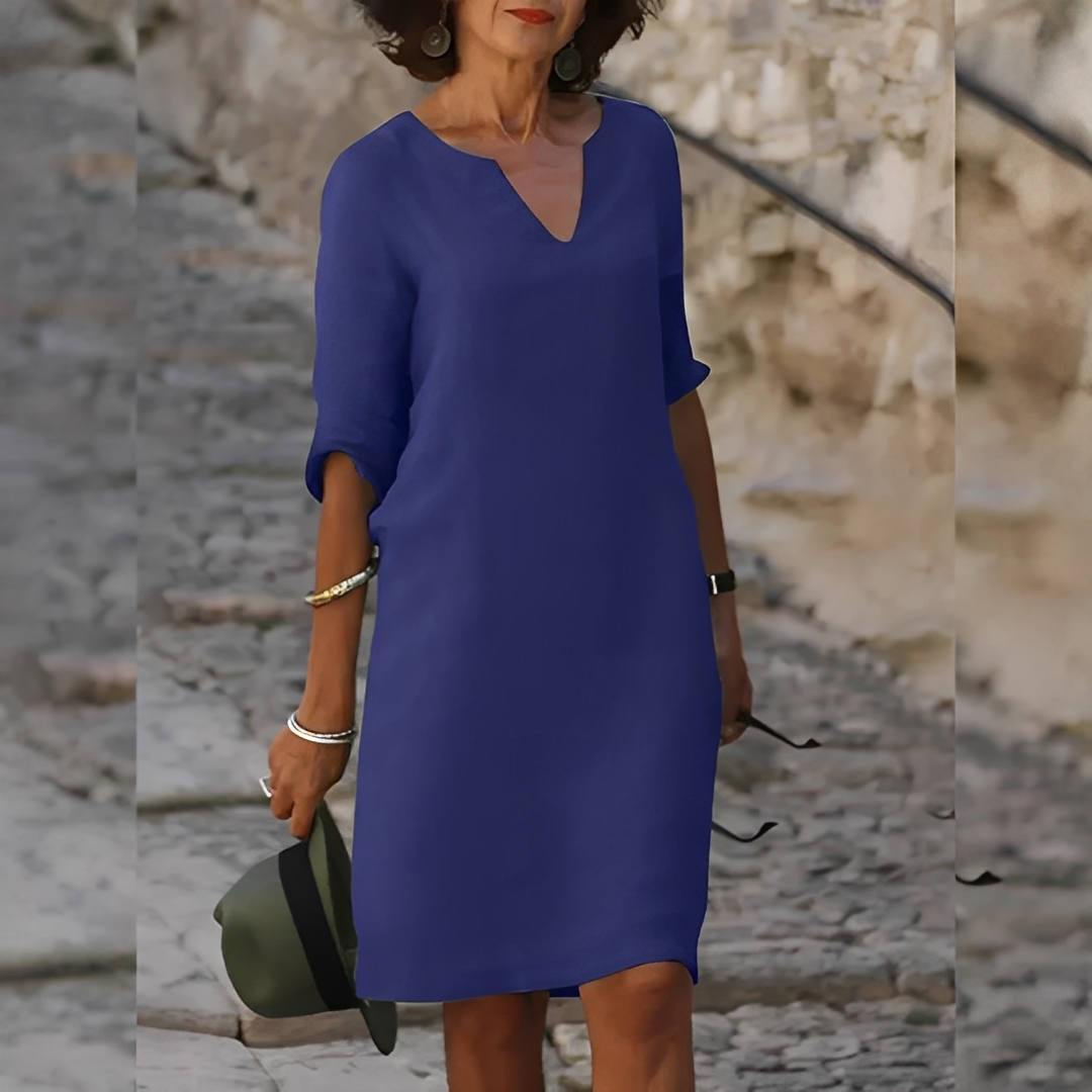 Guilaine – Women's V-Neck Dress in Green
