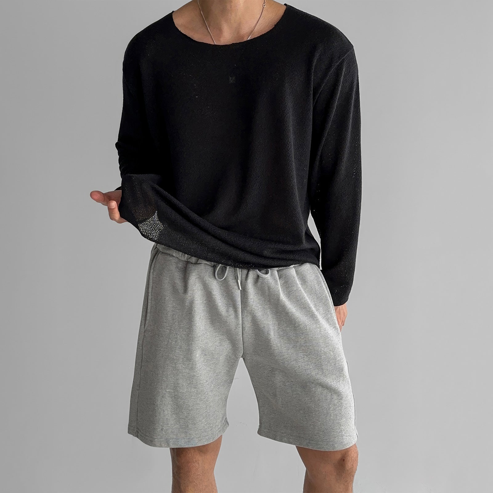 Carter – Men's Long-Sleeve Pullover in Gray