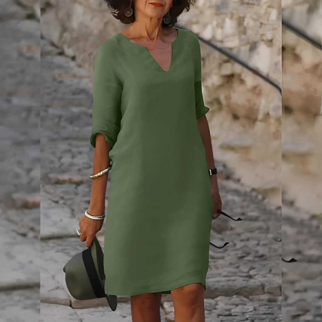 Guilaine – Women's V-Neck Dress in Light Green