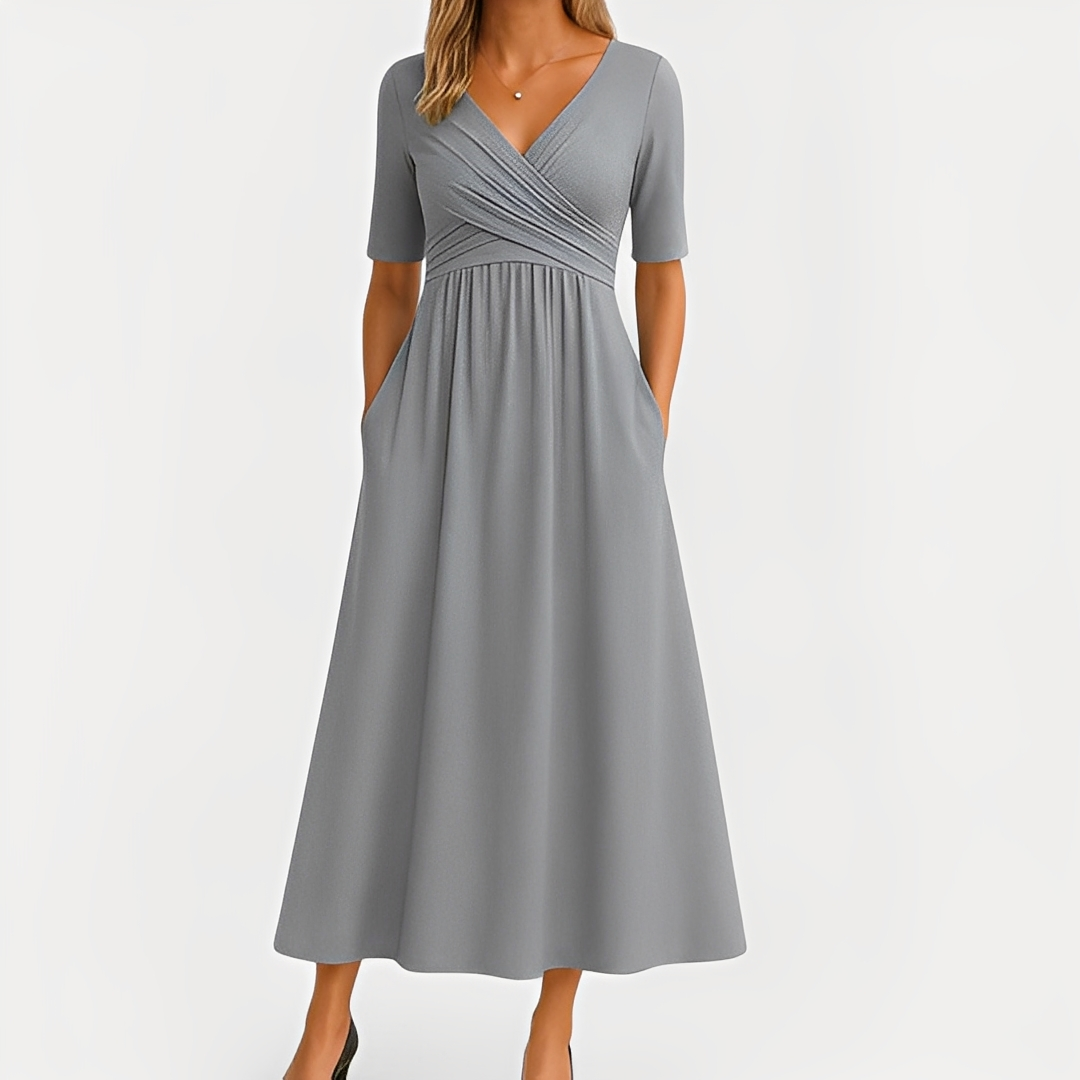 Maika – Women's V-Neck Dress in Pink