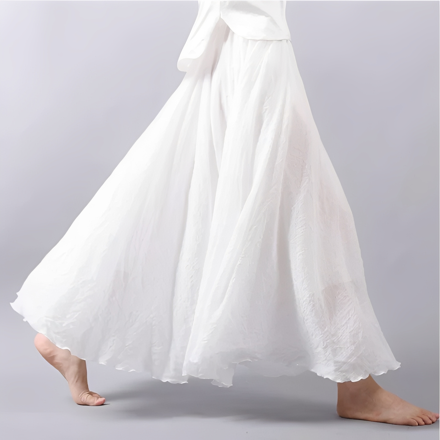 Verah – Women's Skirt in Light Pink
